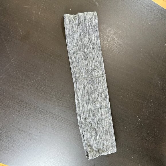 NATHAN Flap RUnning Belt Grey Size Large - Picture 5 of 6